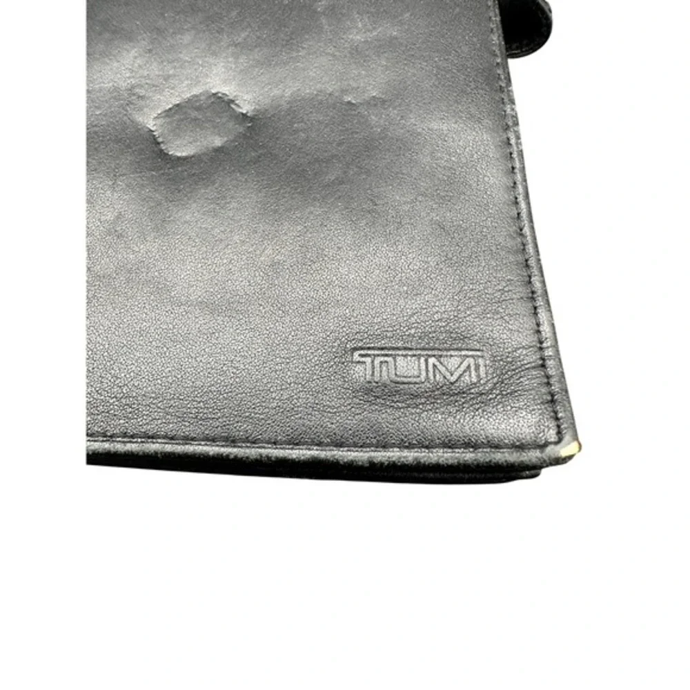 Tumi Black Leather Travel Wallet Organizer Card‎ Holder Passport Clutch KC